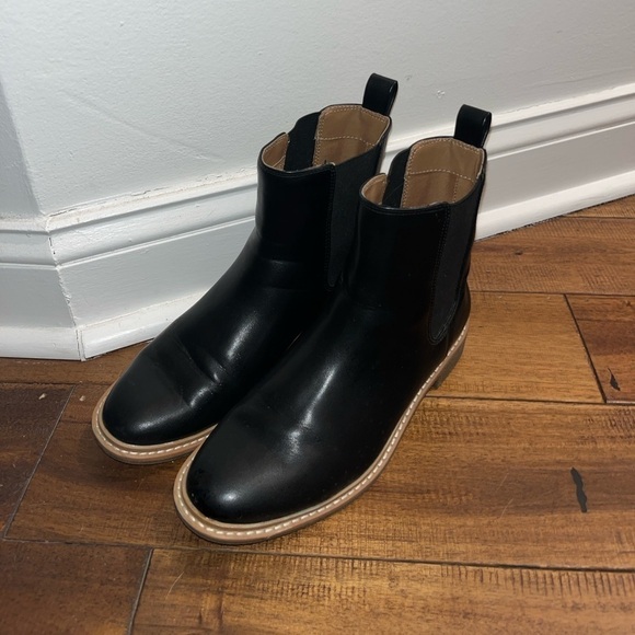 Universal Thread Women's Black Pre Owned Pearl Chelsea Boots in Size 7 - Picture 9 of 9